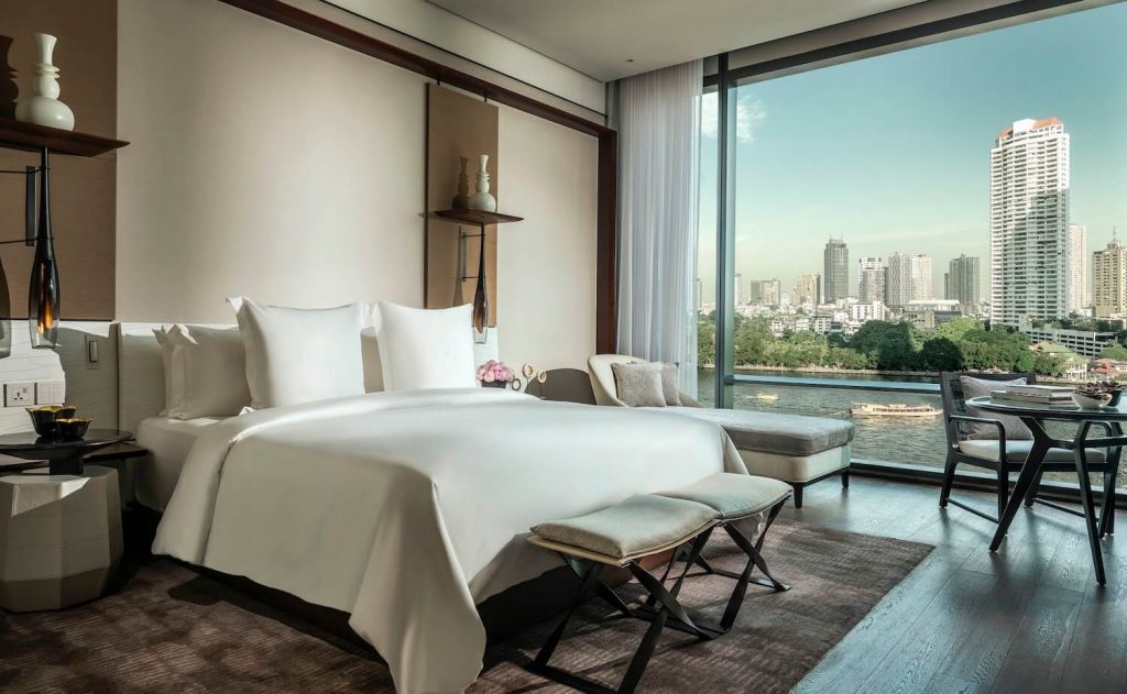 Four Seasons Bangkok bedroom