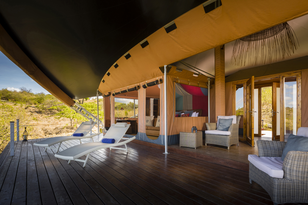 Mahali Mzuri tent balcony