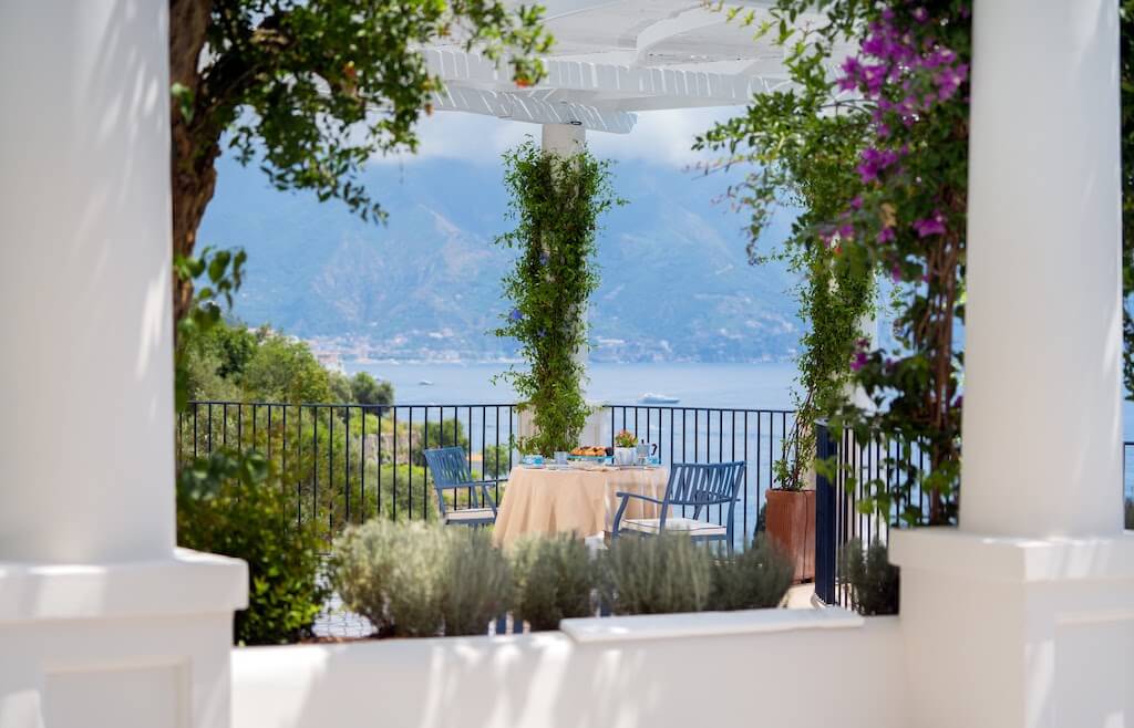 Borgo Santandrea breakfast terrace