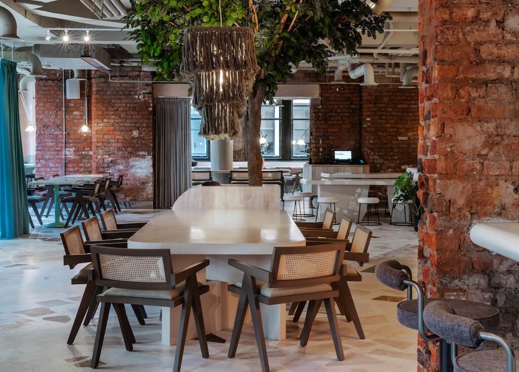 Alan Hotel Hero restaurant