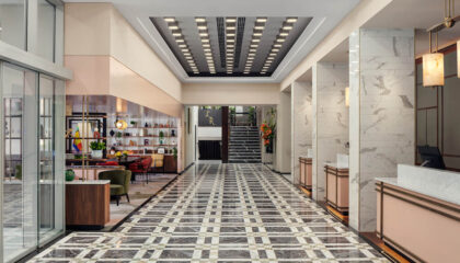 London Marriott Hotel Grosvenor Square lobby